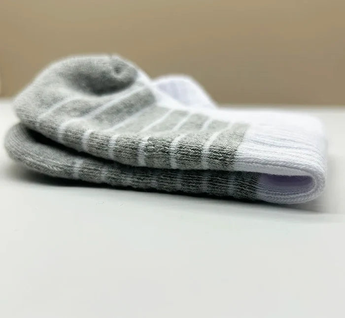 Habicare men's and women's cushioned cotton ankle socks, low-cut athletic sports socks in black with reinforced heel and toe.