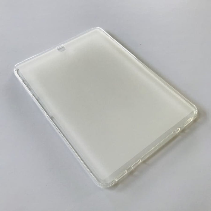 Clear protective cover for Samsung Galaxy Tab S2 9.7-inch T810/T815 by 9eight5, showing the transparent tablet case on the device.