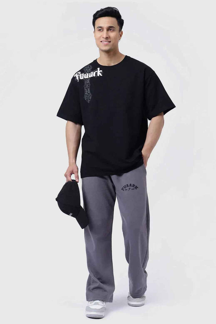 Fuaark Nz oversized black Eagle T-shirt for men, soft cotton, relaxed fit, ideal for casual wear and stylish comfort.