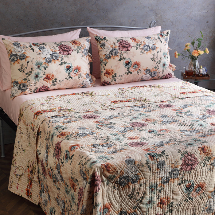 Reversible percale quilt set by Whites of London NZ with stylish patterns, featuring a cozy, high-quality bedding design.