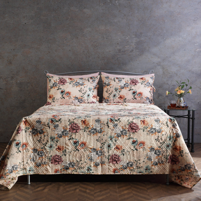 Reversible percale quilt set by Whites of London NZ featuring a stylish, soft bedding design with intricate patterns.