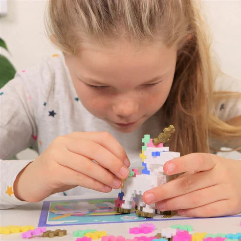 Plus Plus Learn to Build Unicorns - 275 Piece Building Set